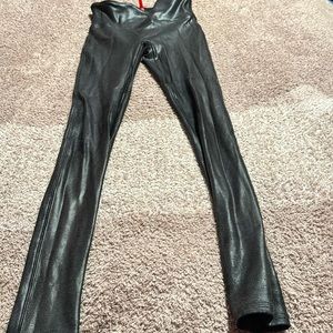 SPANX FAUX Leather leggings size xs black